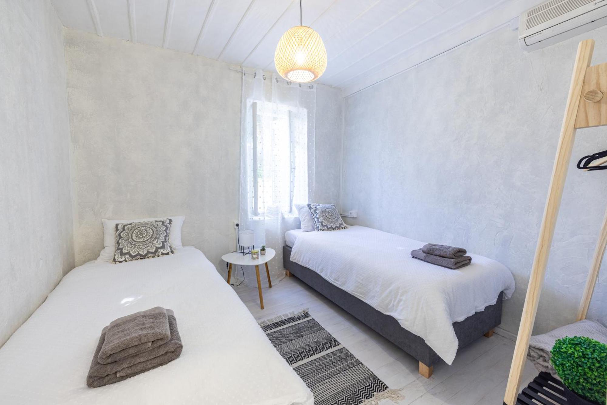 Theros Cottage נאפפליו מראה חיצוני תמונה